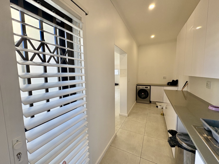 3 Bedroom Property for Sale in Sandown Western Cape